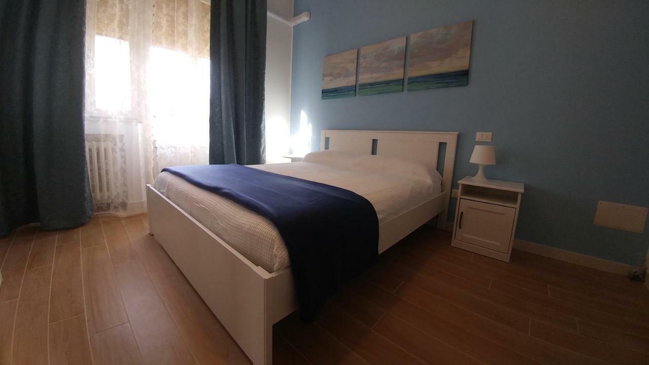 Senigallia D'Amare Luaran gambar